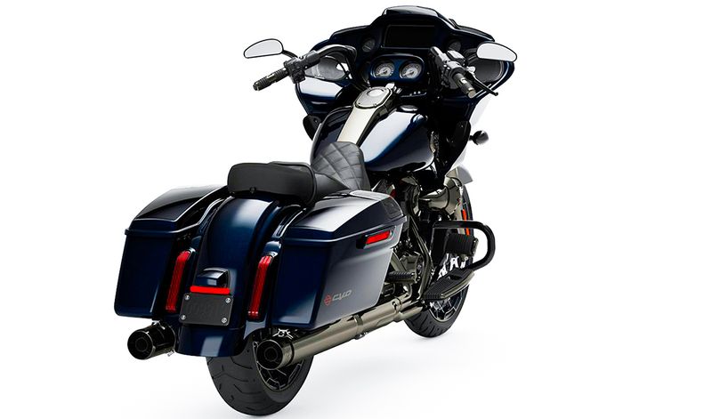 FLTRXSE-CVO-ROAD-GLIDE-Blue-14