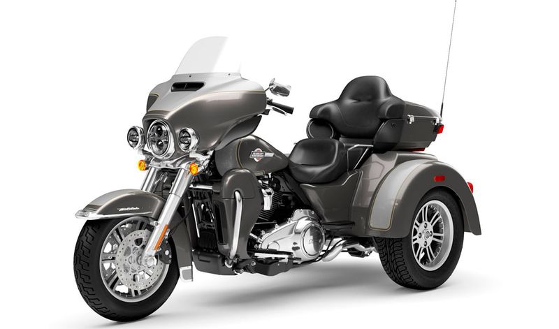 tri-glide-ultra-classic-2023gry-hze-slvfrtn-20424-15