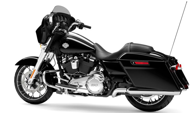 Street-Glide-Special-2023-10