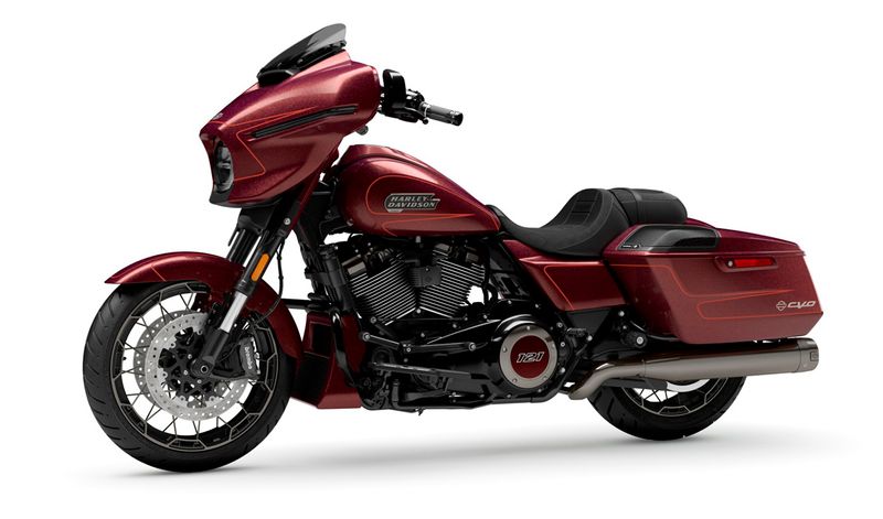 CVO-STREET-GLIDE-2024-1_0009_CVO-STREET-GLIDE-2024-8